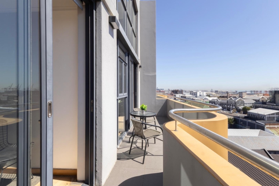 2 Bedroom Property for Sale in Woodstock Western Cape